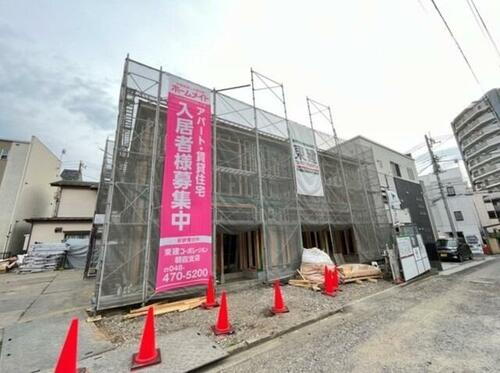 トレモロ 2階建