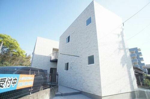 福岡県糟屋郡新宮町美咲２丁目 2階建