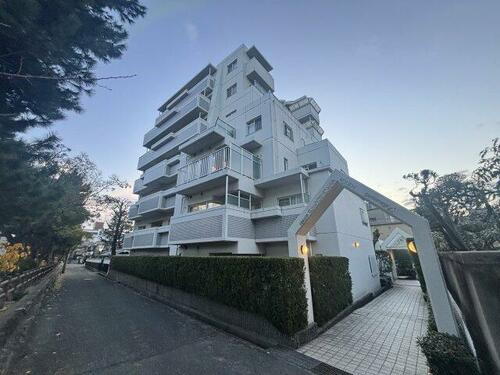 ハイツ住吉川公園