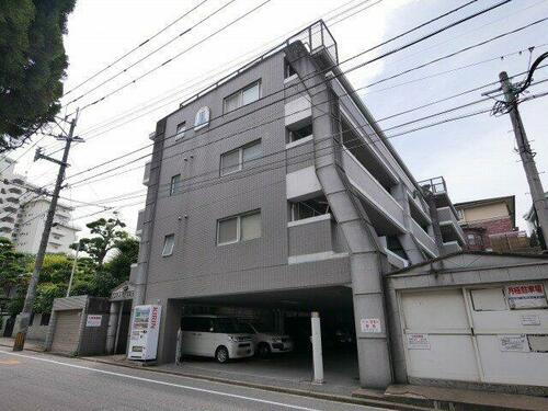 福岡県福岡市中央区平尾３丁目 築30年11ヶ月 5階建