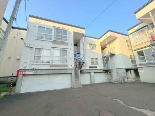 北海道札幌市西区宮の沢三条３丁目 築31年7ヶ月 3階建