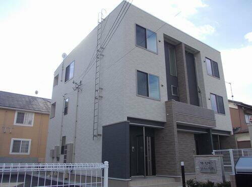 兵庫県姫路市広畑区小松町３丁目 3階建 築10年12ヶ月