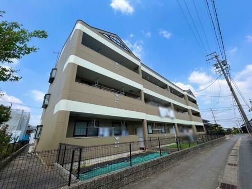 愛知県碧南市久沓町３丁目 3階建 築24年11ヶ月