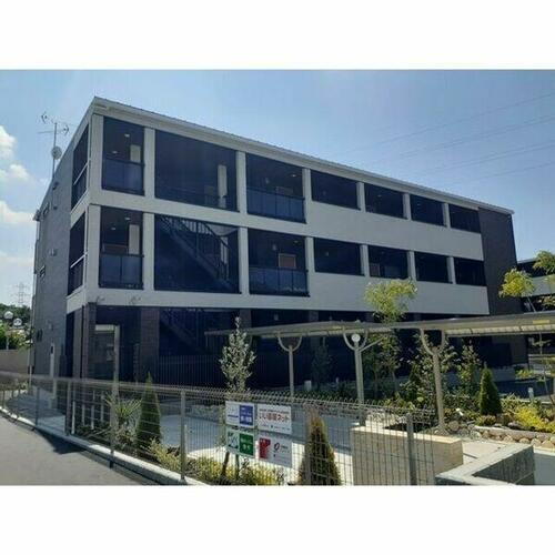 大阪府大東市深野５丁目 築1年5ヶ月 3階建