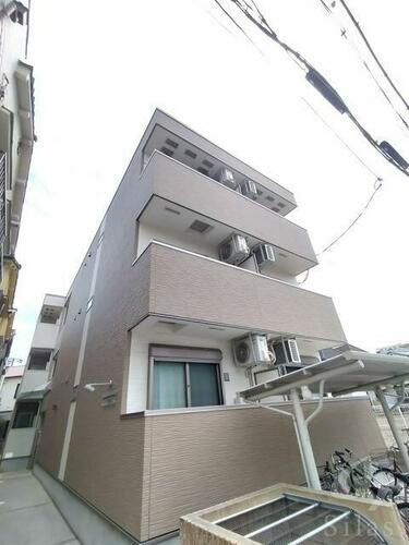 兵庫県尼崎市西立花町２丁目 築8年6ヶ月 3階建