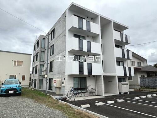 北海道北広島市稲穂町東１丁目 賃貸マンション