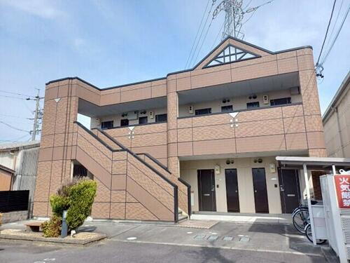 三重県鈴鹿市住吉５丁目 2階建 築18年8ヶ月