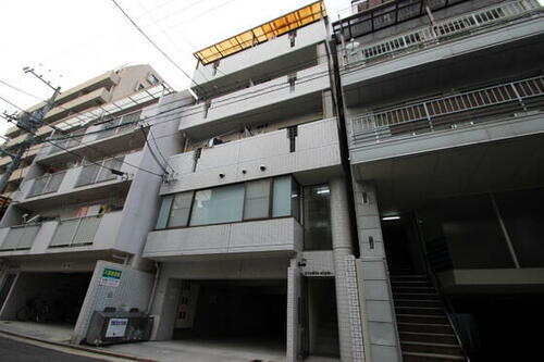 アルファービル