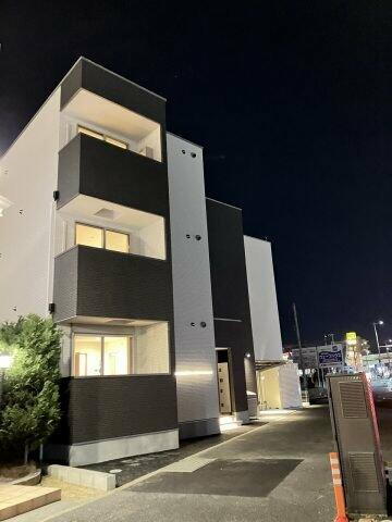 ＲＥＧＡＬＥＳＴ　ＡＲＶＩＴＡ（レガリスト　アルヴィータ）