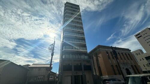 大阪府池田市新町 13階建