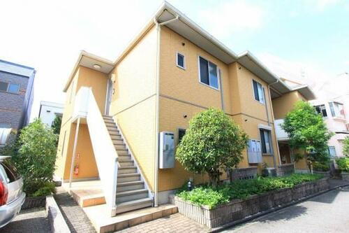 メゾン下方 2階建