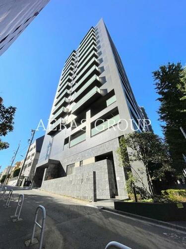 レジディア西麻布 14階建