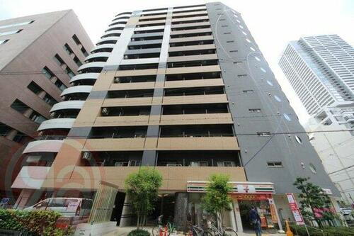 大阪府大阪市西区立売堀１丁目 15階建