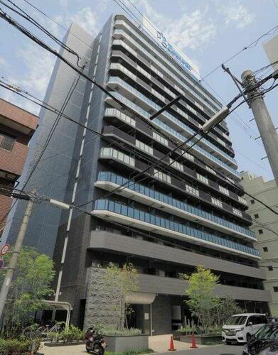 プレサンス難波クチュール 15階建