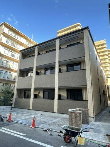 大阪府大阪市西淀川区姫里３丁目 3階建