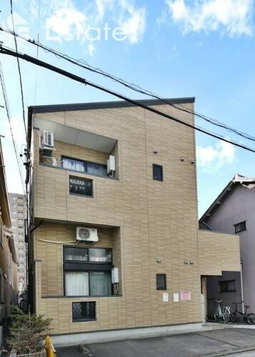 愛知県名古屋市千種区春岡２丁目 2階建