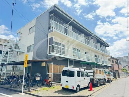 第二大信マンション 3階建