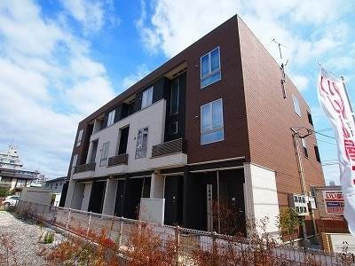 福岡県北九州市八幡西区穴生４丁目 3階建