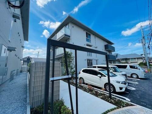 福岡県福岡市東区和白４丁目 3階建