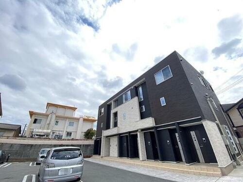 兵庫県姫路市名古山町 3階建 築8年4ヶ月