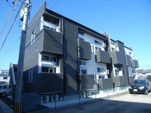 クレオ箱崎伍番館 2階建
