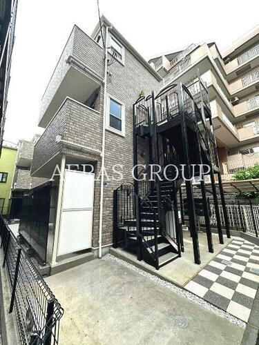 神奈川県横浜市磯子区東町 賃貸アパート