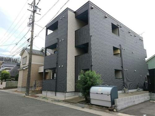 愛知県名古屋市天白区野並４丁目 3階建