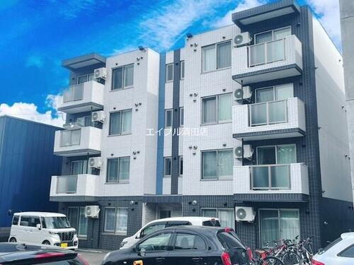 北海道北広島市共栄町４丁目 賃貸マンション