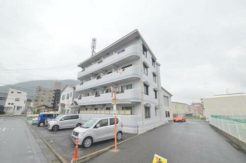 広島県広島市安佐北区可部南２丁目 4階建 築31年10ヶ月