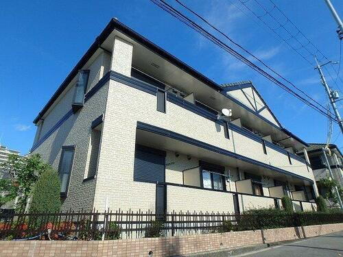 大阪府箕面市如意谷４丁目 2階建