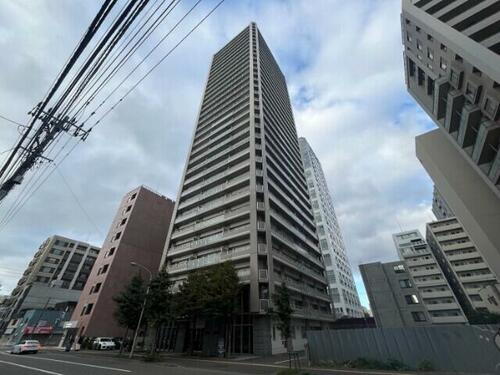 北海道札幌市中央区南三条東２丁目 31階建 築17年11ヶ月