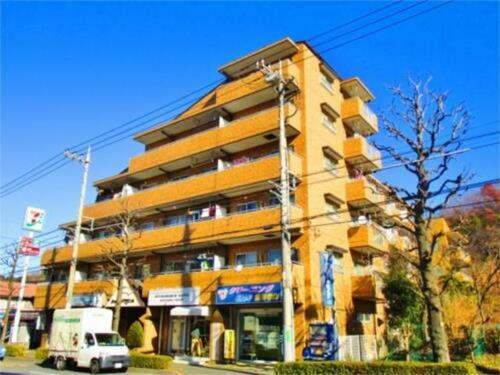 シャトルブラウンＡ 6階建
