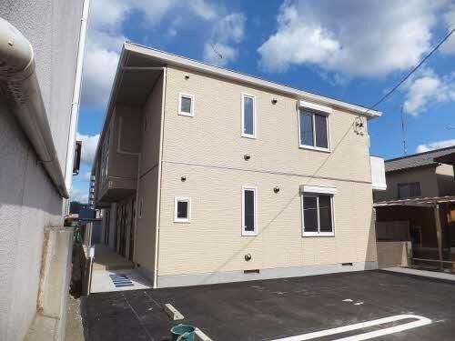 広島県呉市広古新開１丁目 2階建