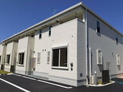 三重県鈴鹿市十宮３丁目 2階建