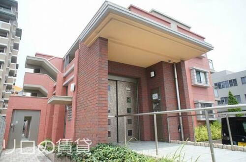 福岡県福岡市東区塩浜１丁目 3階建 築18年1ヶ月