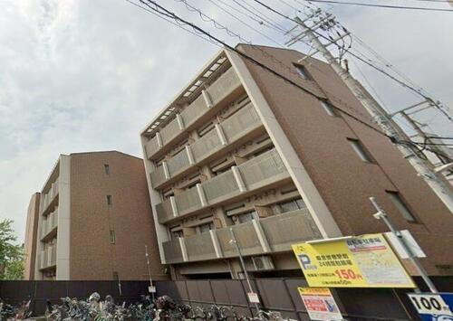 フロン・ツオーネ 5階建