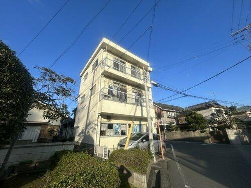 コーポ井上 3階建