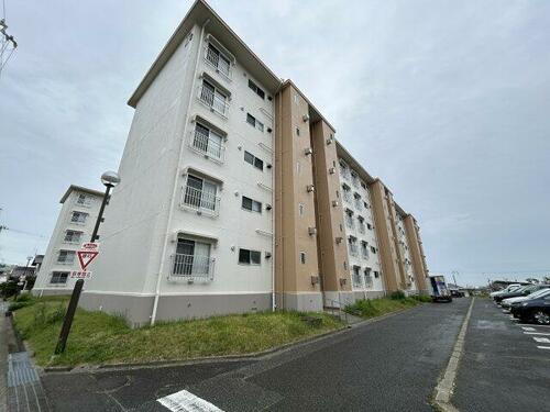 青山台住宅２０号棟 5階建