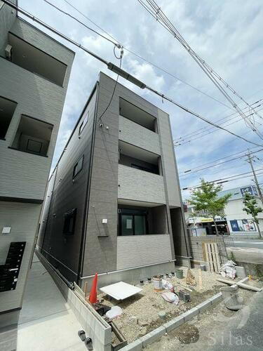 プランドール椥辻 3階建