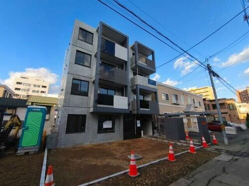 北海道札幌市中央区南十条西１３丁目 賃貸マンション