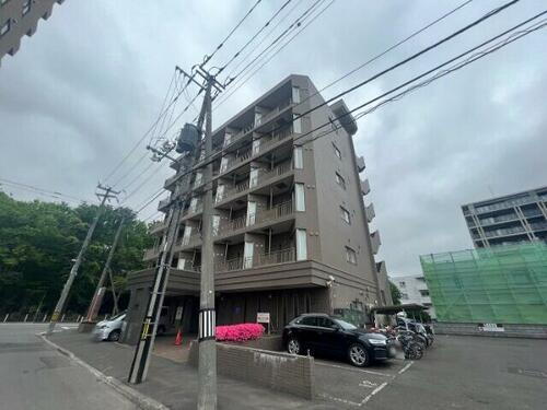 北海道札幌市中央区宮ケ丘１丁目 6階建 築26年6ヶ月