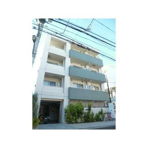スカイコート新宿弐番館 4階建