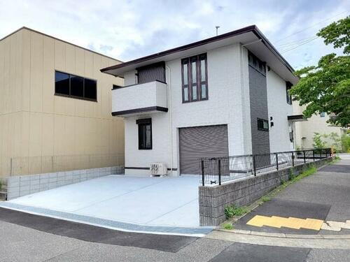 兵庫県宝塚市川面４丁目 2階建 築2年3ヶ月