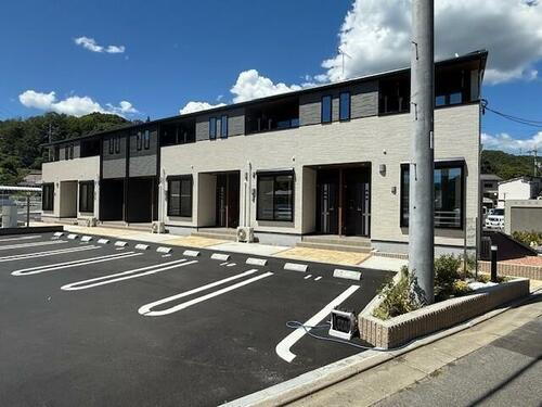 広島県尾道市御調町神 2階建 