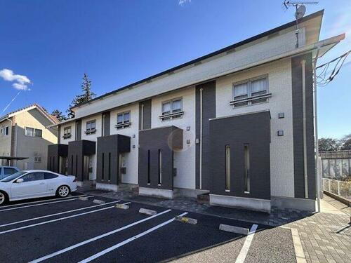 Ｗｉｎｇ　Ｃｏｕｒｔ　参番館 2階建