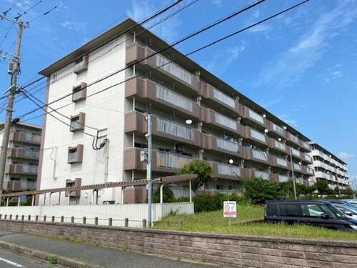 福岡県福岡市東区奈多団地 5階建