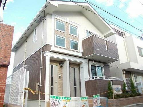 メゾン　ド・メール 2階建