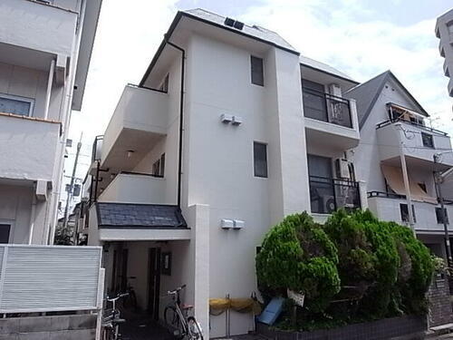兵庫県西宮市能登町 3階建