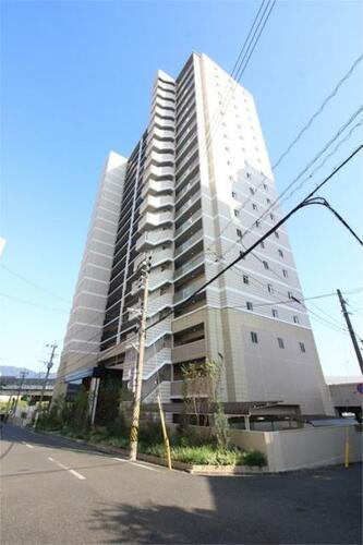 グランドパレス大手町公園 20階建