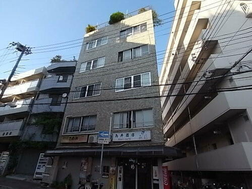 兵庫県神戸市中央区北長狭通６丁目 5階建